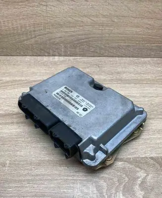 Chrysler Voyager Engine control unit/module ECU 04686662AC 0281001768