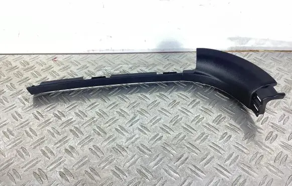 Lexus RC (B) pillar trim (top) 6231624050