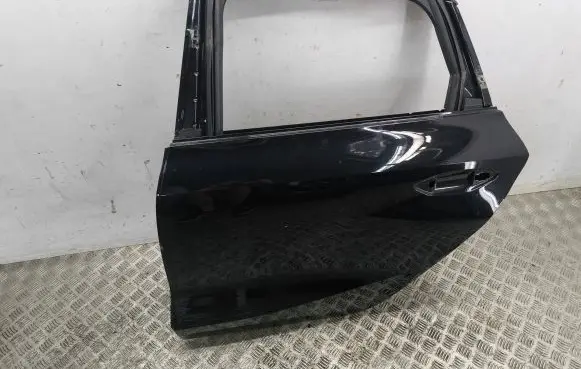 Audi A3 8Y Rear door