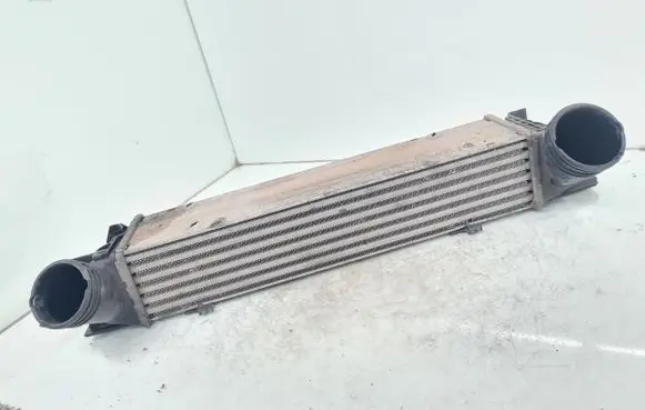 BMW 1 E81 E87 Intercooler radiator 7798788