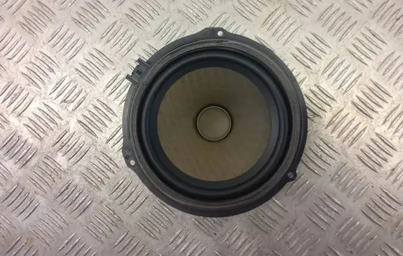 Jaguar XF X250 Subwoofer speaker