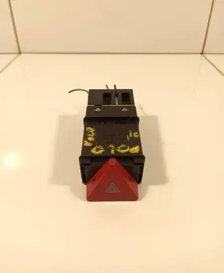 Volkswagen Polo III 6N 6N2 6NF Hazard light switch 6N0953235A 7D0953235 6N0953235