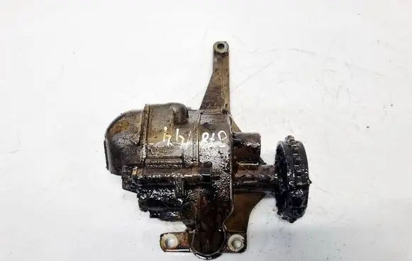 Mercedes-Benz C W203 Oil pump 