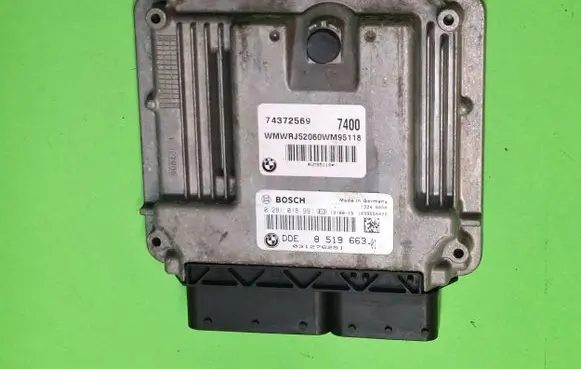 Mini Cooper Countryman R60 Engine control unit/module 0281018991 74372569 031276251