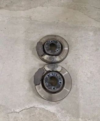 Peugeot 308 Front brake disc 