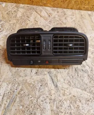 Volkswagen Polo V 6R Dash center air vent grill 6C0819728 W18406 6RF819728