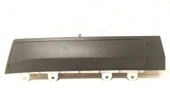 Mercedes-Benz A W176 Knee airbag A1768600402