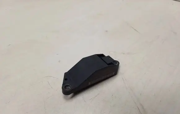 Mercedes-Benz E W211 Airbag deployment crash/impact sensor A0018209326 00402623A1