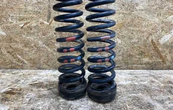 Mercedes-Benz SL R129 Rear coil spring 