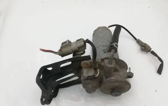 Toyota Avensis Verso Fuel filter NOCODE