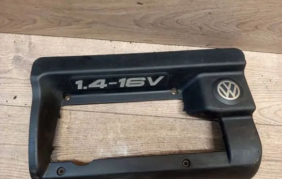 Volkswagen Polo III 6N 6N2 6NF Engine cover (trim) 036103925
