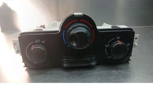 Renault Megane II Air conditioning/heating control unit