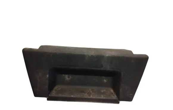 Volkswagen Transporter - Caravelle T5 Seat trim 7H0881697