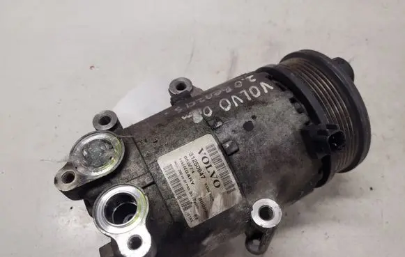 Volvo V70 Air conditioning (A/C) compressor (pump) 31250547 08W74