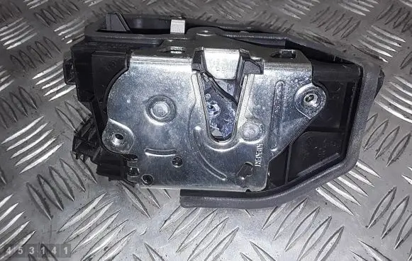 BMW 4 F36 Gran coupe Front door lock 7202150