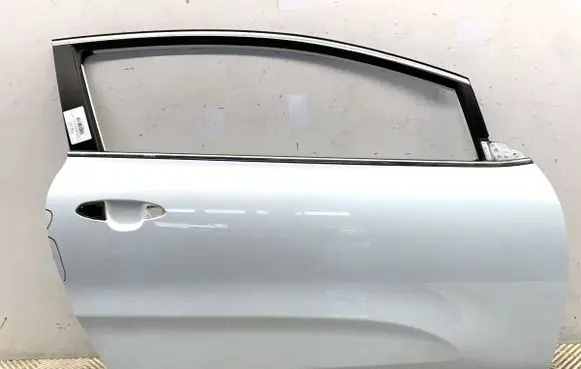 KIA Pro Cee'd II Front door
