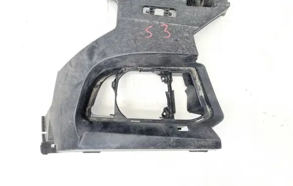 BMW 5 F10 F11 Front bumper mounting bracket 8059000