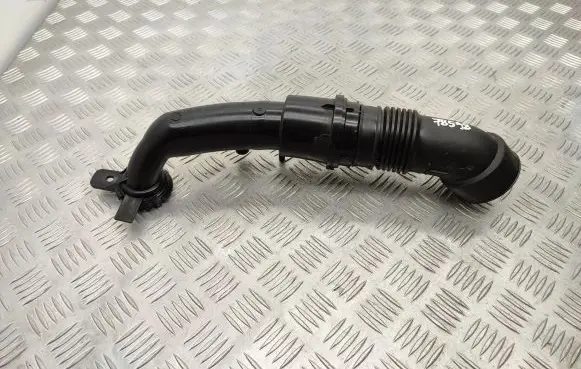 Opel Crossland X Air intake duct part 9824569380
