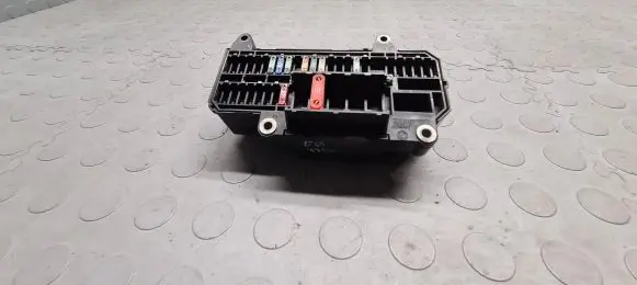 BMW 7 E65 E66 Fuse module 6900583