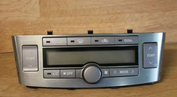 Toyota Avensis T250 Climate control unit 5590005160 MB1465700792