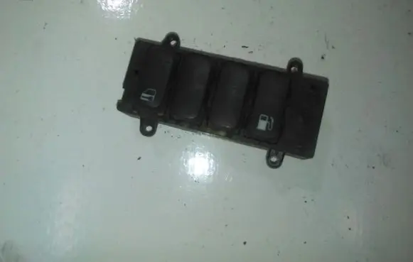 Alfa Romeo 166 Central locking switch button 19701
