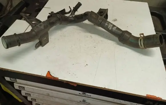 Citroen C4 I Engine coolant pipe/hose