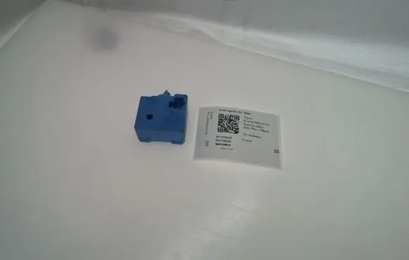 Toyota Prius (XW50) Horn buzzer relay 8665250010