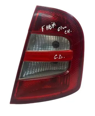Skoda Fabia Mk1 (6Y) Rear/tail lights 6Y6945112B 6Y6945096B XU3X13404AB