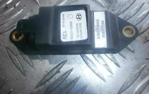 Hyundai Getz Airbag deployment crash/impact sensor 959201c000