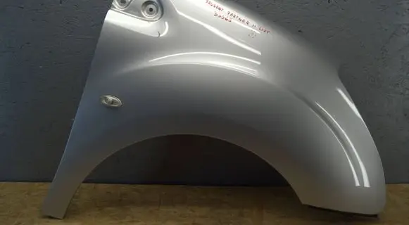 Peugeot Partner Fender 