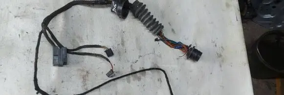 Ford Galaxy Rear door wiring loom 