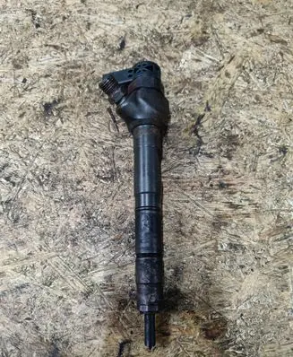 Fuel injector