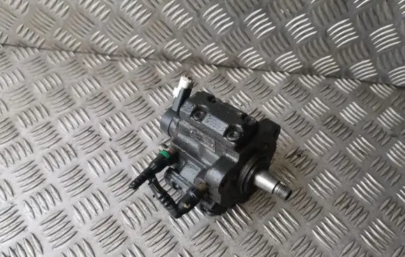 Alfa Romeo 156 Fuel injection high pressure pump 0445010006 0281002493