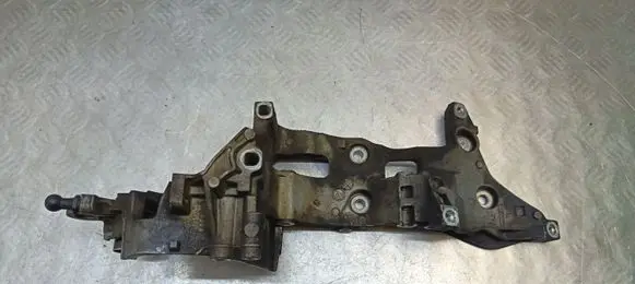Skoda Superb B8 (3V) Generator/alternator bracket 04L903143D