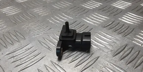 Toyota Avensis T250 Air pressure sensor 8942120200