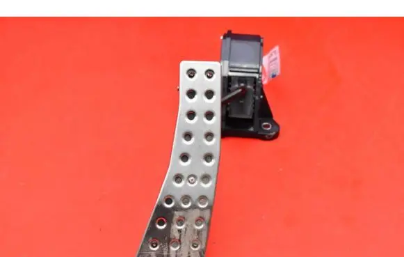 Honda Civic Accelerator throttle pedal JM08A
