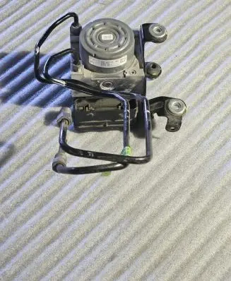 Ford Fusion II ABS Pump HG9C2B373AF DG9C2C360FC HG9C2C219KF