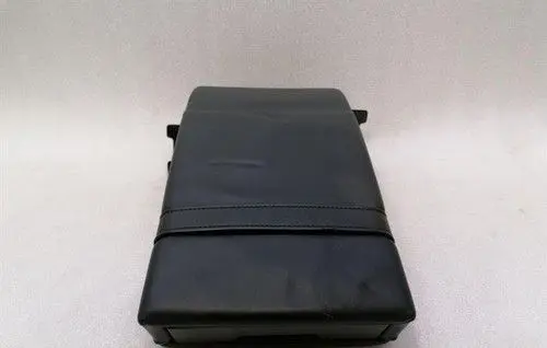 Mercedes-Benz CLS C219 Rear seat armrest A2199700130