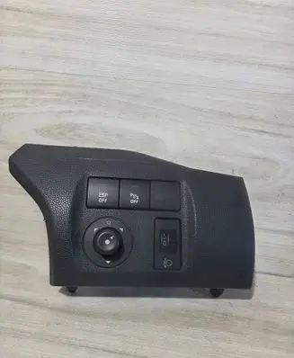 Peugeot Partner Wing mirror switch 9680907377 63110340 04157T06