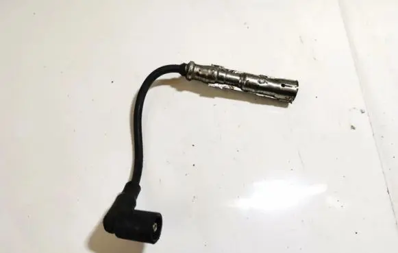 Audi A3 S3 8P Ignition plug leads 06a035255c 0300174101