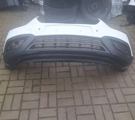 Opel Crossland X Front bumper 39097370