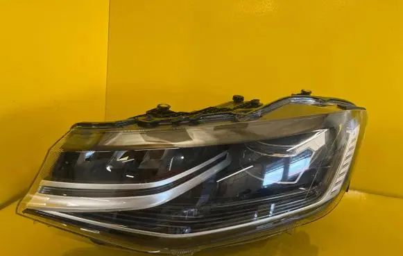 Volkswagen Caddy Headlight/headlamp 2K8941035F