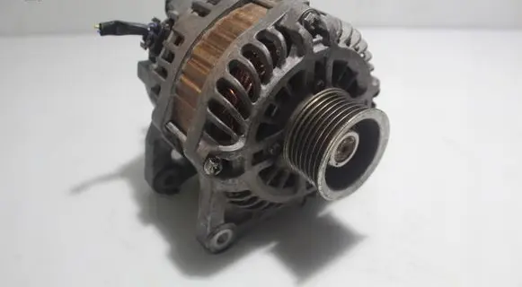 Nissan Qashqai Generator/alternator 23100BC00A