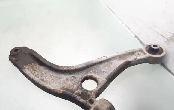 Renault Master III Front lower control arm/wishbone