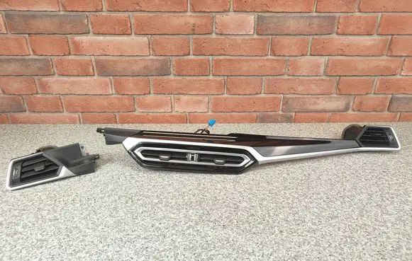 BMW 4 G22 G23 G24 G26 Dashboard trim 9623079