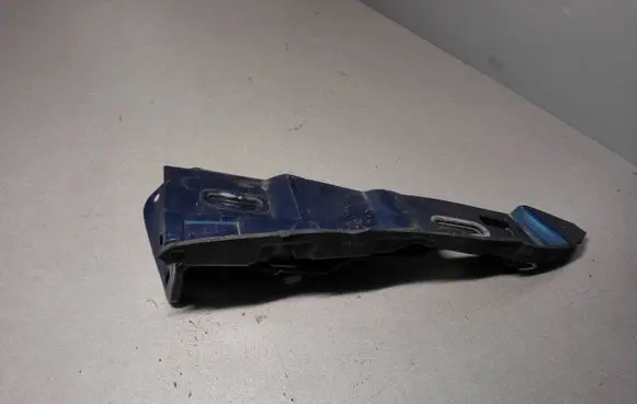 Nissan Almera Tino Front bumper mounting bracket 63112bu400 63182BU400