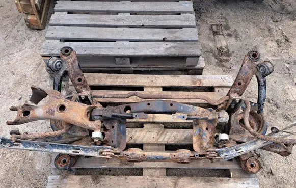 Volvo XC90 Rear axle beam 30748890