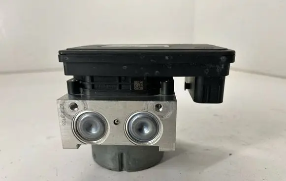 Jeep Compass ABS Pump 04726567AH P04726567AH 00534437320