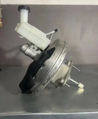Renault Captur II Brake booster 472106664R 7210664