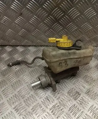 Audi A3 S3 8L Master brake cylinder 311967